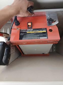 7" portable wet cutting tile saw