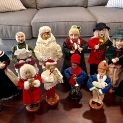 Christmas Carolers