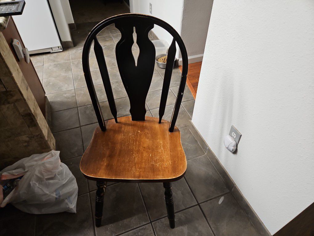 Kitchen table chair