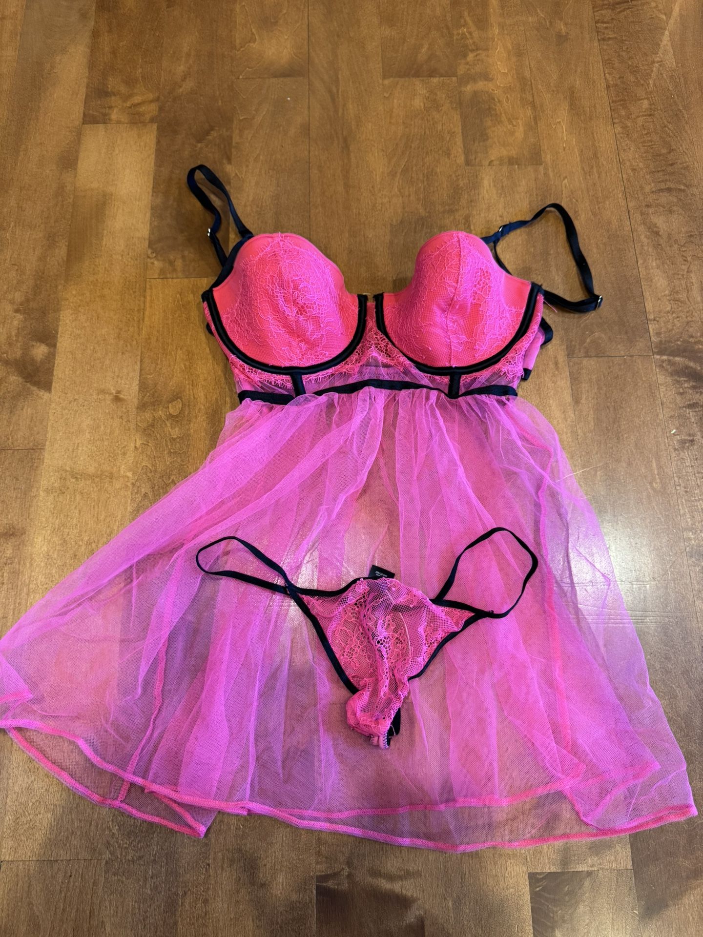 A woman’s Victoria’s Secret sexy set new with tags. Shipping available