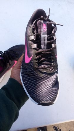 Nike tennis shoes