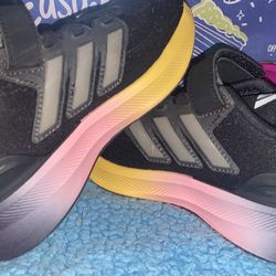 Size 10.5c (k) Basically Brand New. 2 Pair