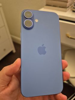 Sim Unlocked Apple IPhone 16 plus 128gb 94% health