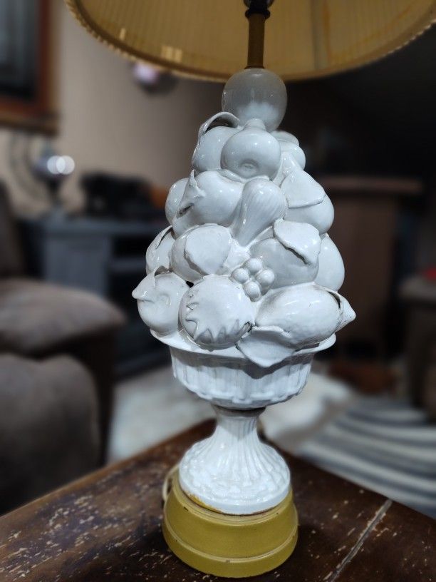 1960s Italian Porcelain Fruit Table Lamp