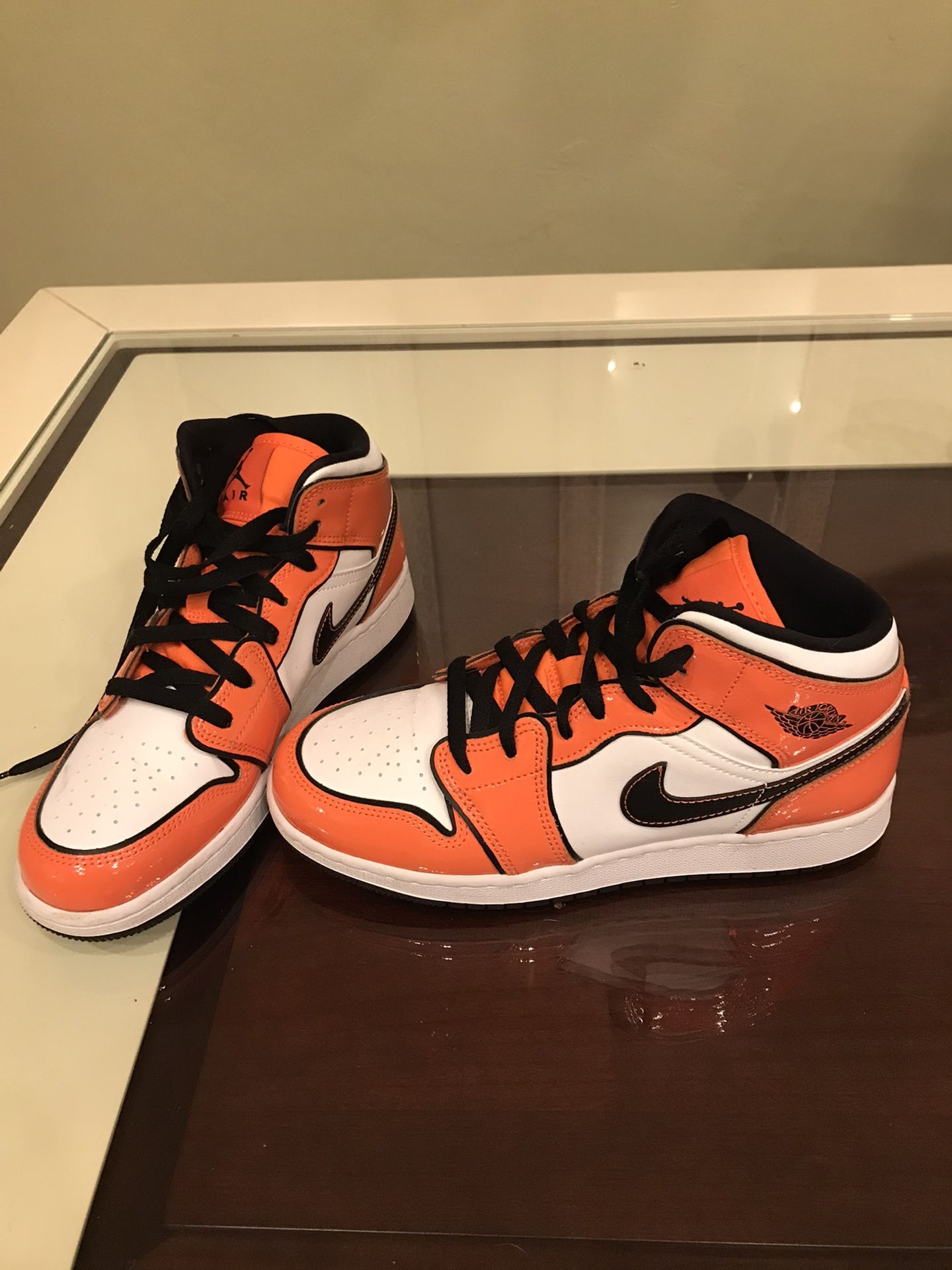 Air Jordan 1 “SE Turf Orange”