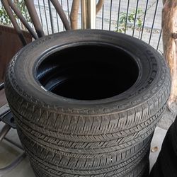 Tires 275/60/20