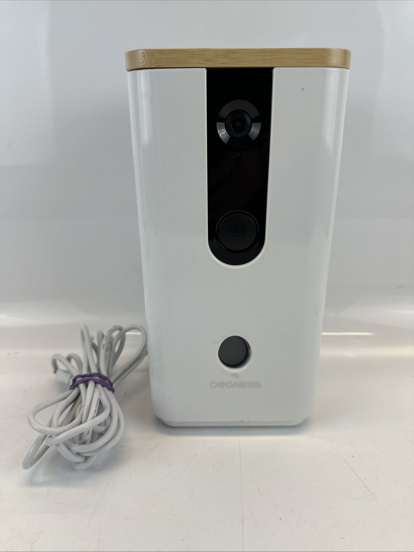 DOGNESS SMART CAM TREATER With Power Cord Model T03 - Tested Working 