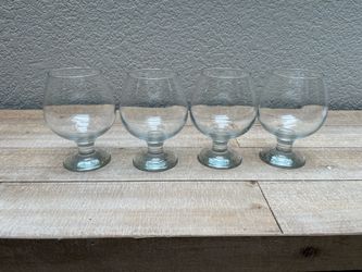 Free Set of Cognac Glasses