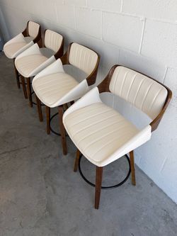 White Swivel Stools ā Counter Height ā Mid Century Modern ā Brand New!