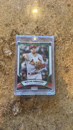 Nolan Arenado Topps Tribute Green Parallel Card