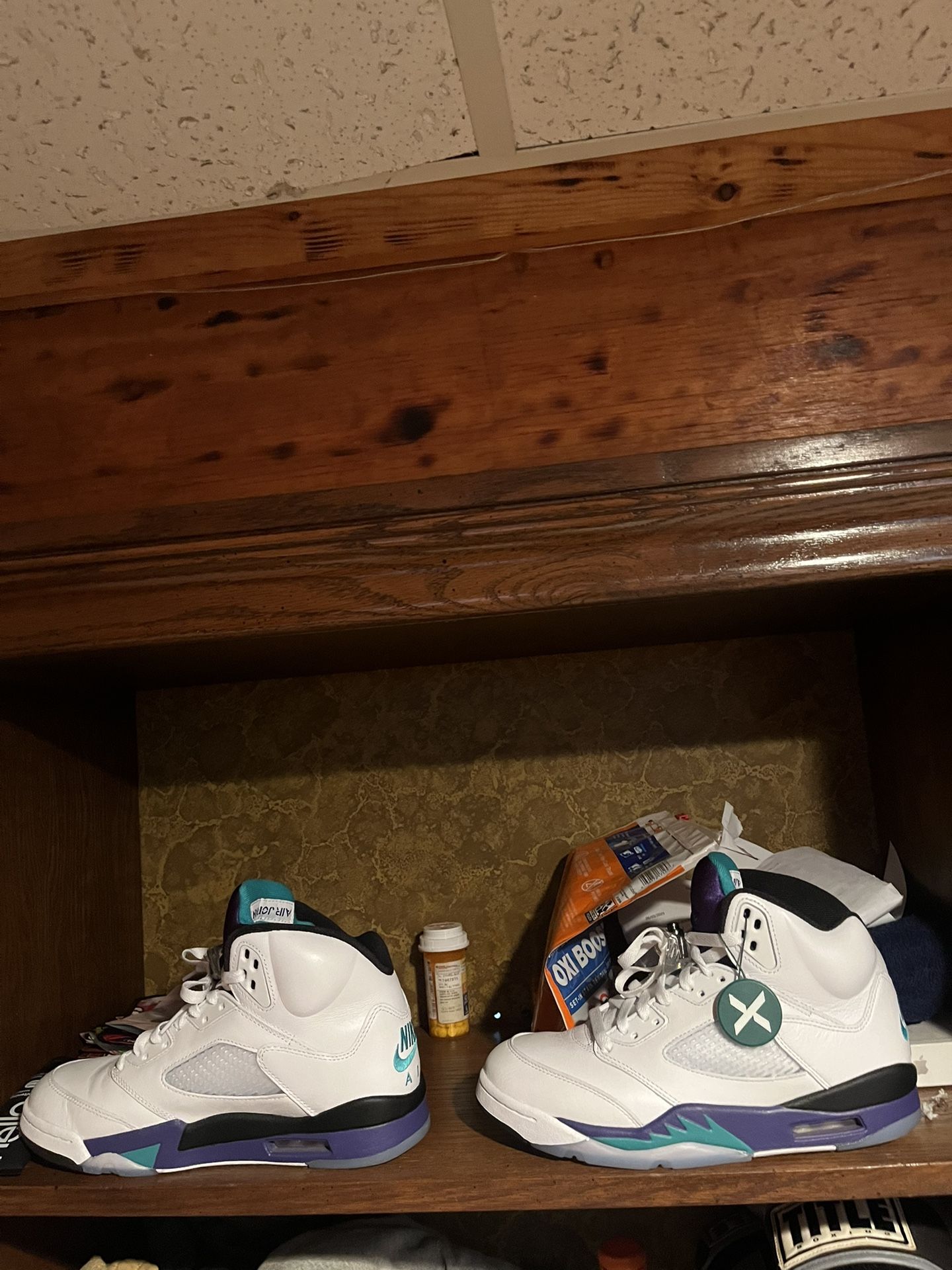 Jordan Retro 5 Grapes