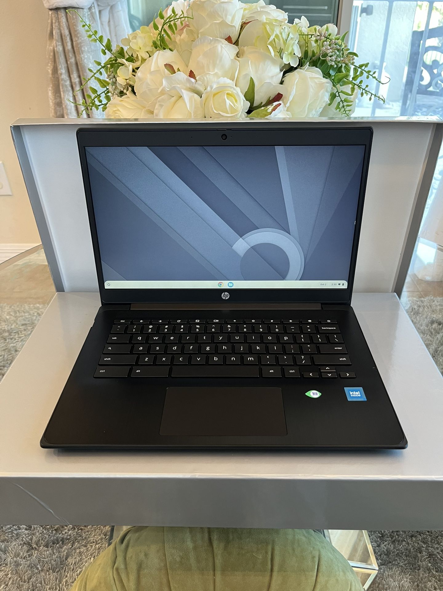 HP Chromebook Model 14 G7 14” 64GB w/ Charger - $129