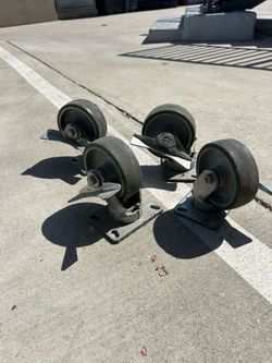 8” 360 llantas heavy duty