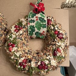 BIRDSEED WREATHS-UNIQUE GIFTS
