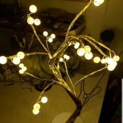 🔥 DIABLA'z - NEW UNUSED - Gold foiled LED Lighted Tree Lamp Light
