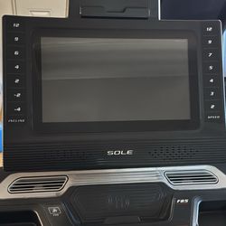 Sole F85 Treadmill