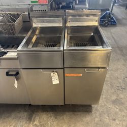 2 Basket Commercial Fryers 