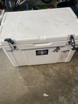 Calcutta 80l cooler