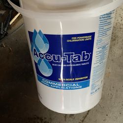 Pool Chlorine Tablets  60lb Pale