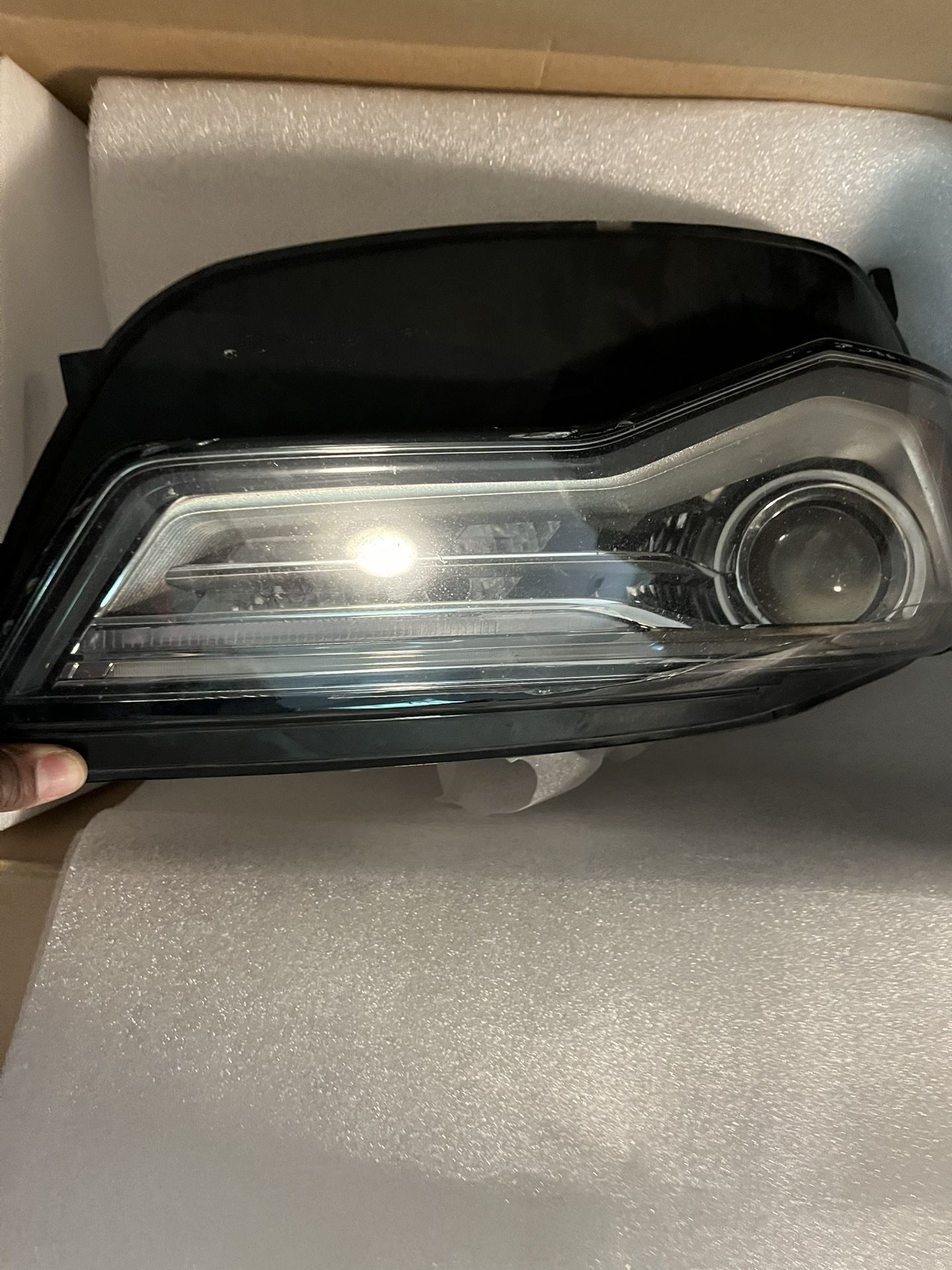 2016 Audi A6 Quattro Right Front Headlight