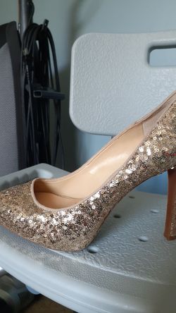Evening shoe sequin