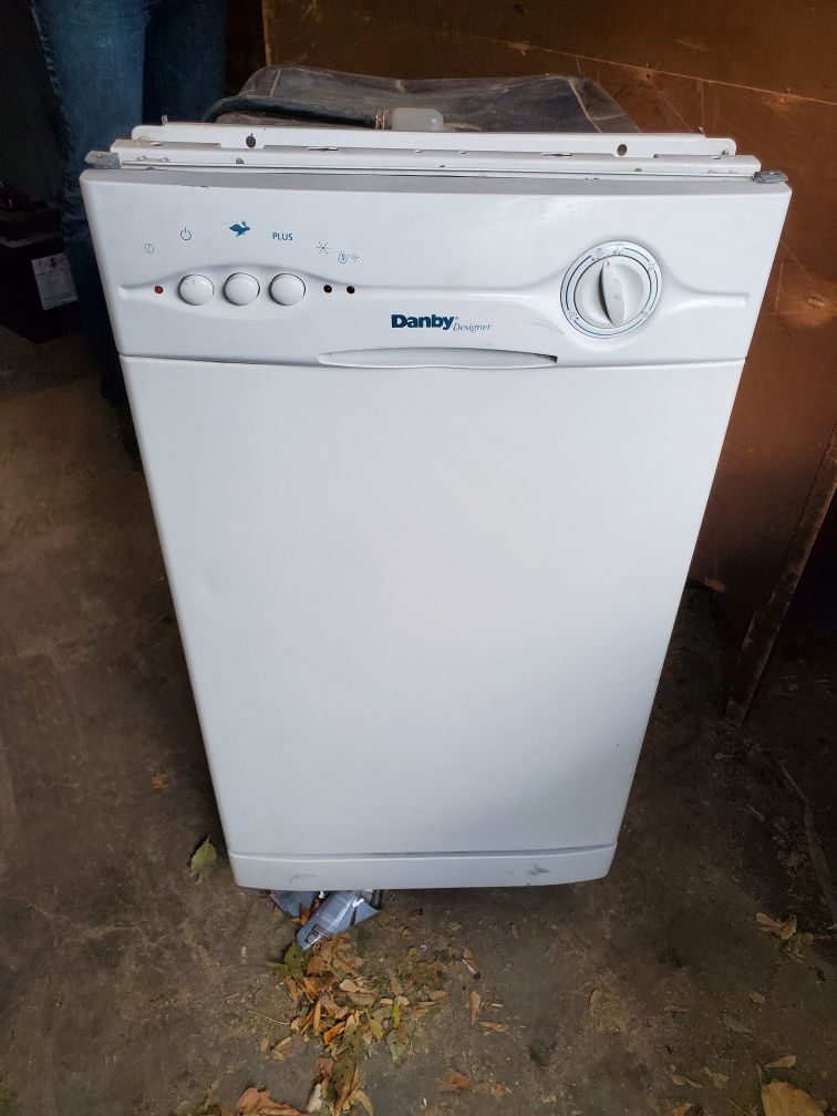 Rare, 18" Apartment Sized White Dishwasher