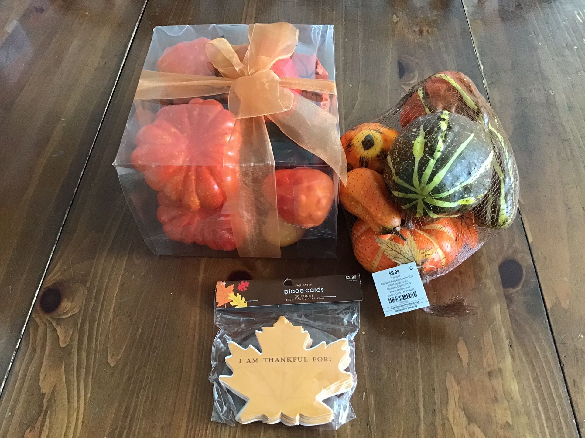 2- Packs Of Pumpkins And Gourds 1 - Pack Of Thankful Place Cards