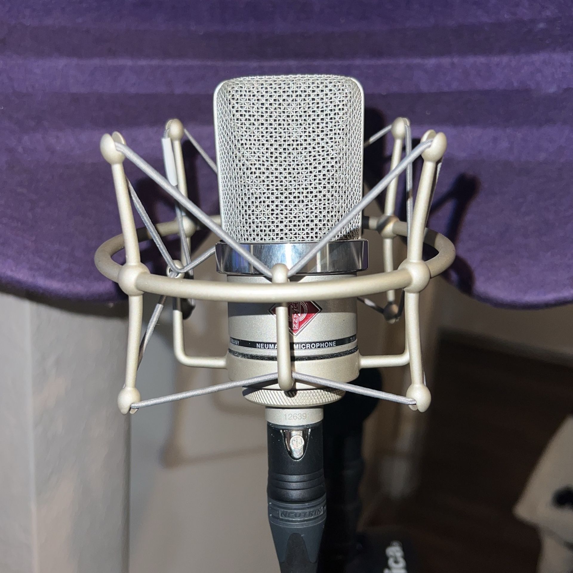 NEUMANN TLM 102 CARDIOID MICROPHONE