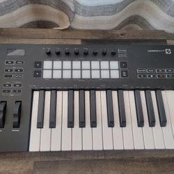 Novation Mk3 Launchkey25 Midi Controller