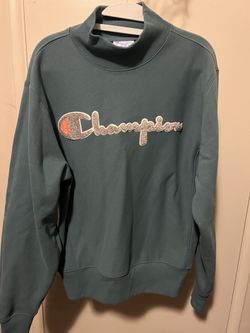 Champion Crewneck Sweater
