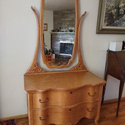 Antique Dresser Birds Eye Maple. Beveled Mirror.