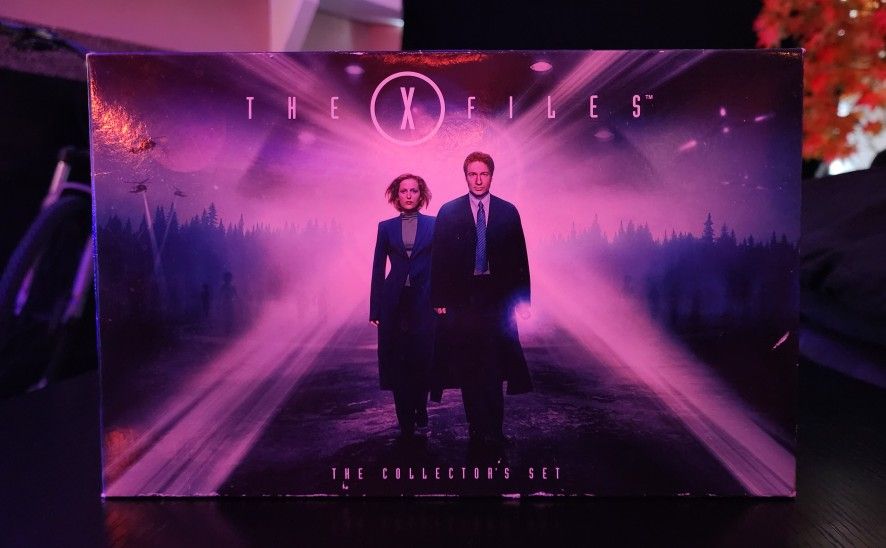 The X Files Collector's Blu-ray Box Set (Seasons 1-10)