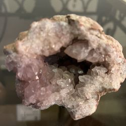 💎 Beautiful Natural Pink Amethyst Geode - Katy, TX