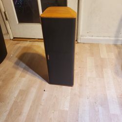 Klipsch Vintage Center Speaker $8