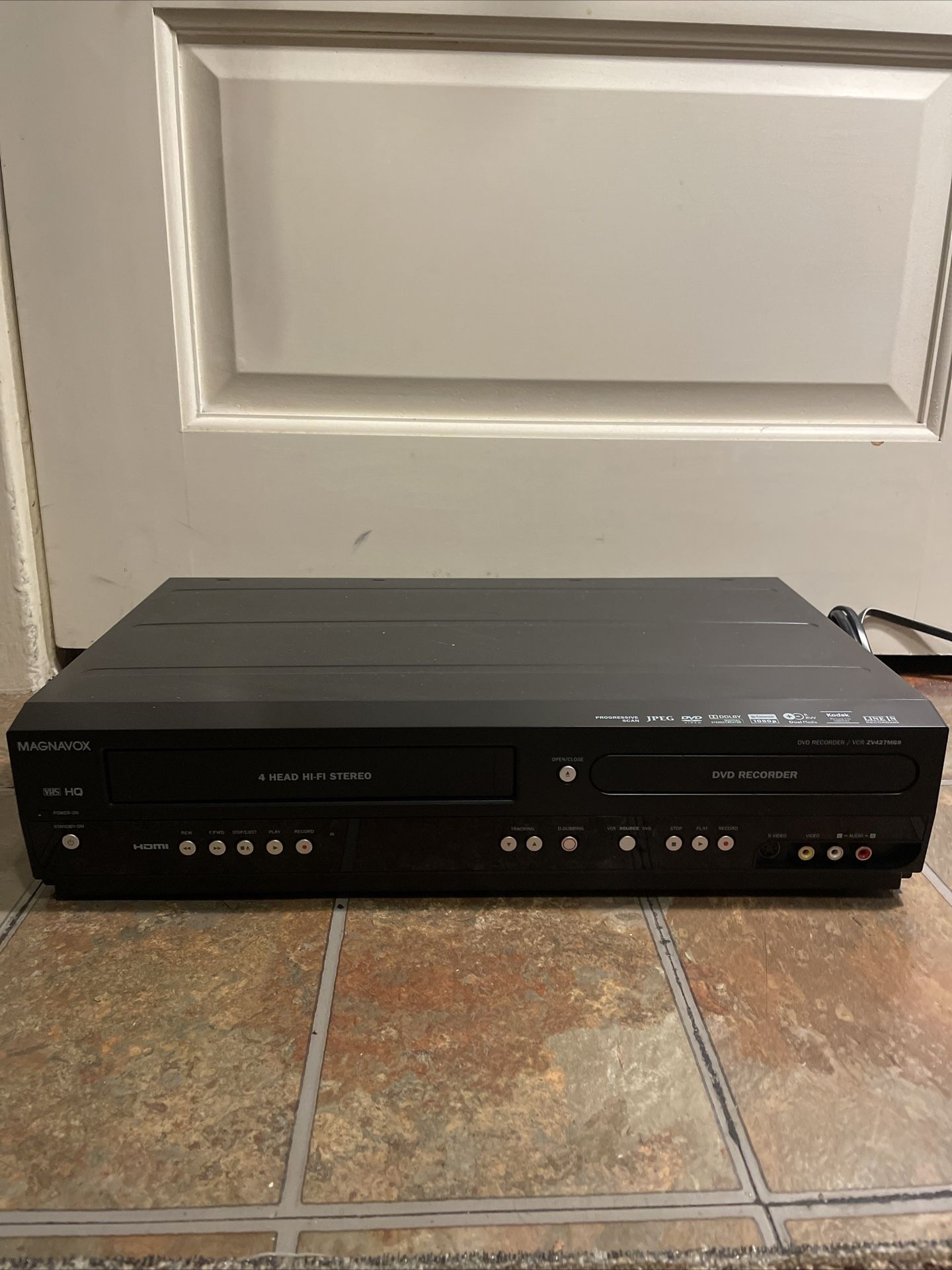 Magnavox ZV427MG9 DVD Recorder/VCR *DVD Works Only* AS-IS/Parts Repair EB-10474