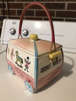ANTIQUE COOKIE WAGON