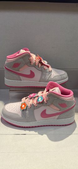 NIKE AIR JORDAN 1 MID ALT SE