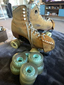 Moxi Roller skates