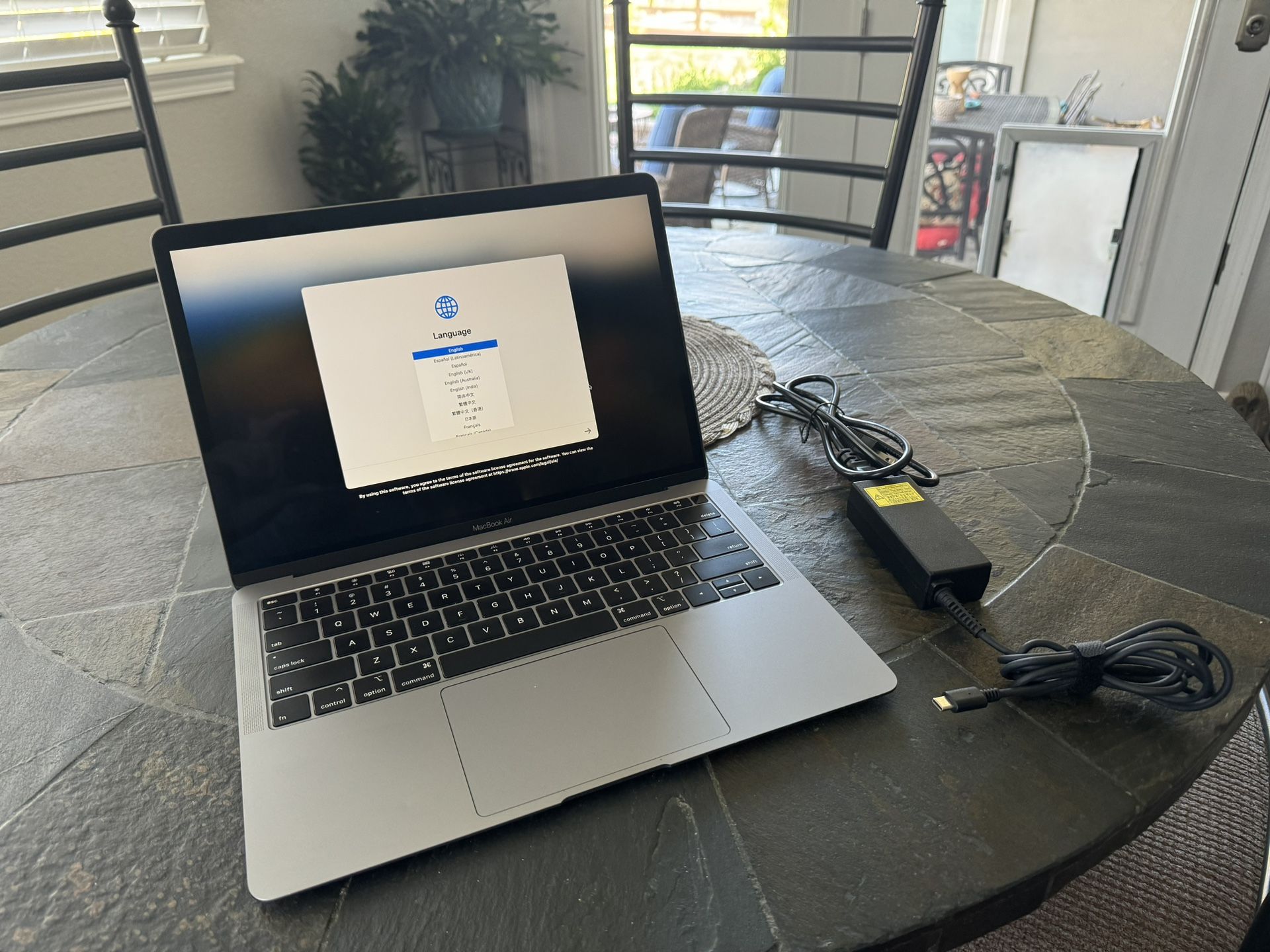 Apple Retina 13.3” MacBook Air A1932 Space Gray with USBc Charger