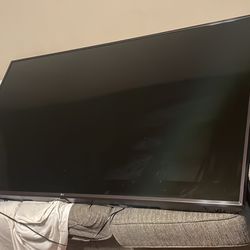 75 In LG Tv With Wall Mount 