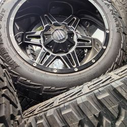 4 Wheels 22x10 Inch Tires 285