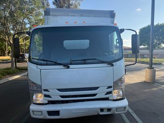 2019 Isuzu NPR  14 feet box lift gate