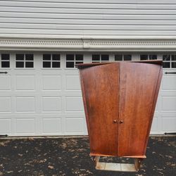 Bernhardt Bedroom Set & Side Tables