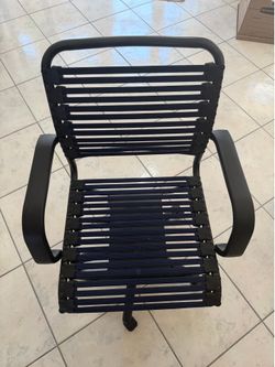 Bungee Office Chair – Like New
