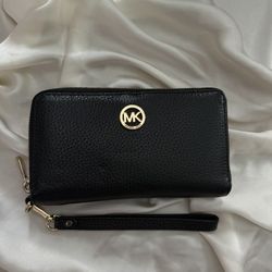 Michael Kors Wristlet