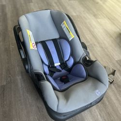 Baby Trend Car Seat