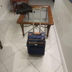 DVF STUDIO LUGGAGE BAG IN MINT CONDITION!!NEVER BEEN USED!!NEW..GREAT QUALITY LUXERY SUITCASE!!