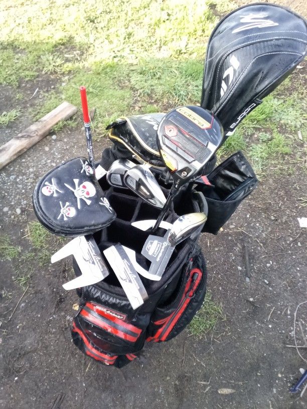 Selling High End Golf Bag And Clubs