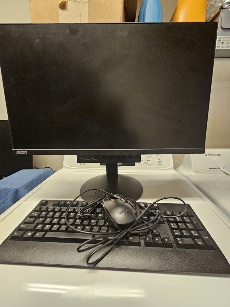 Lenovo M900 Micro AIO All-in-ONE Intel I5-6500 6th Generation