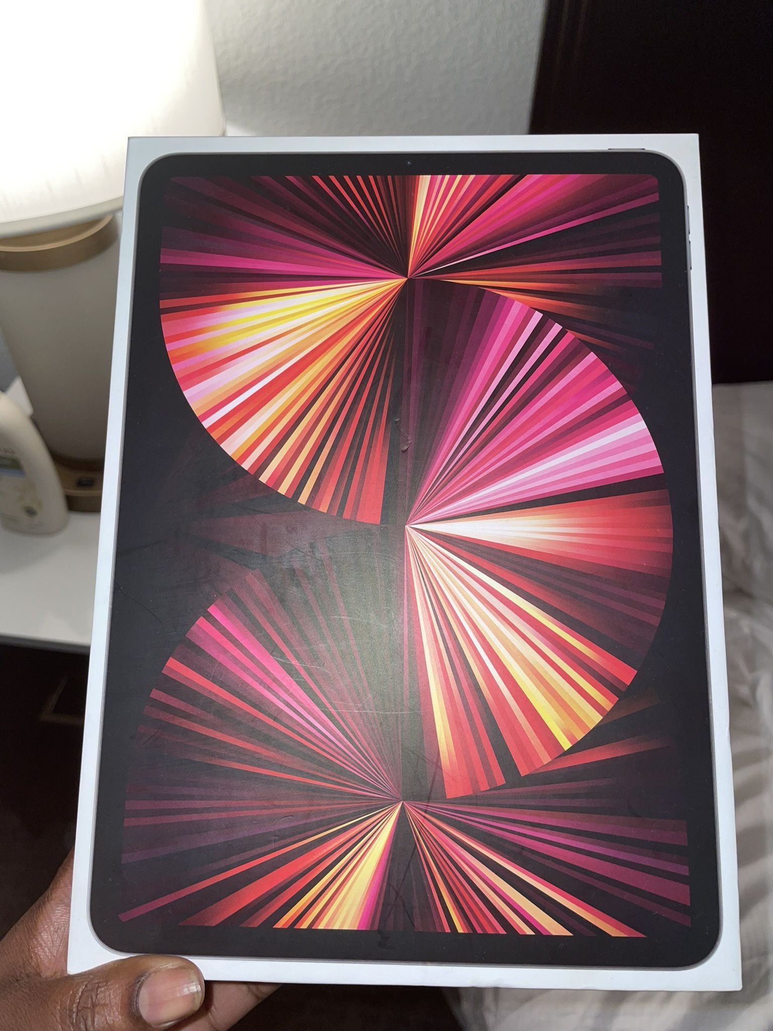 NEWEST IPAD + WI-FI + CELLULAR